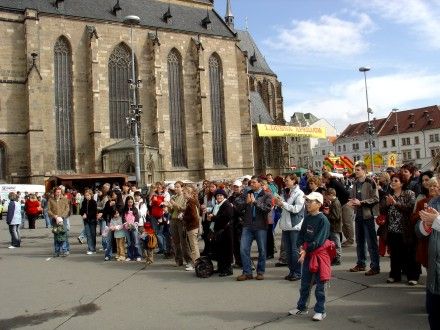 Apriliáda aneb den naruby 2006