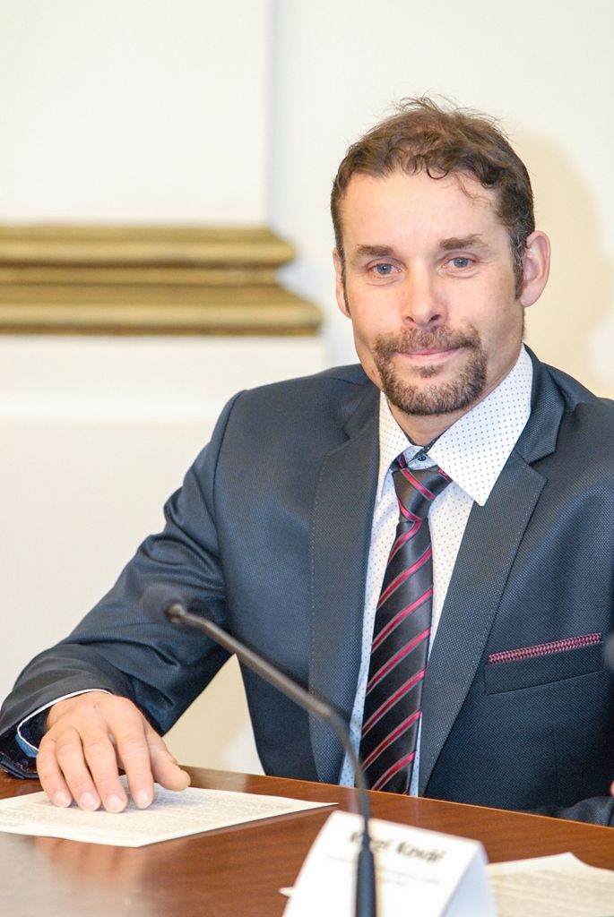 Naplno sportem bude žít během letní olympiády v brazilském Rio de Janeiro Plzeň. Jako jedno ze čtyř měst v České republice otevře svůj olympijský park, a to od 5. do 21. srpna. Areál s pódiem, velkoplošnými obrazovkami, zázemím pro občerstvení, odpočinek, ale i sekcemi pro aktivní sport vznikne za obchodním centrem Plaza. Návštěvníkům nabídne přenosy z Ria, závody, exhibice, koncerty, autogramiády a další. Kromě toho Plzeň zpřístupní řadu sportovišť, spustí unikátní štafetu i příměstské tábory a kempy pro několik stovek dětí i mladých lidí a také chystá vlastní zahajovací ceremoniál. (foto: 17.3.2016)