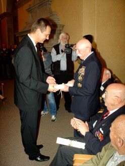 Předávání pamětních listů města Plzně