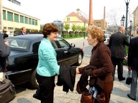 Fotografování a přivítání na dvoře Plzeňského Prazdroje