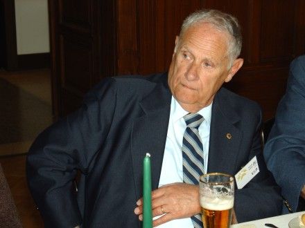 Slavnostní oběd pořádaný americkým ambasadorem Villiamem Cabanissem