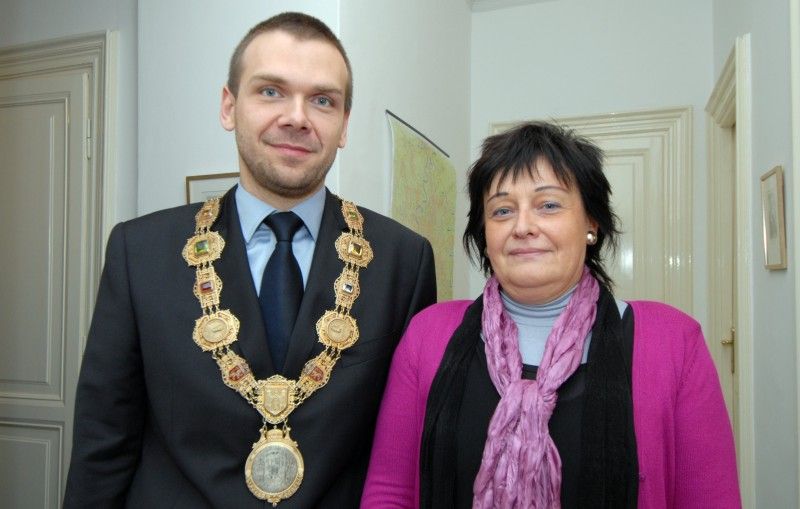 Primátor Martin Baxa a praneteř kardinála Berana Danuše Brabcová - Kavanová před audiencí na ambasádě