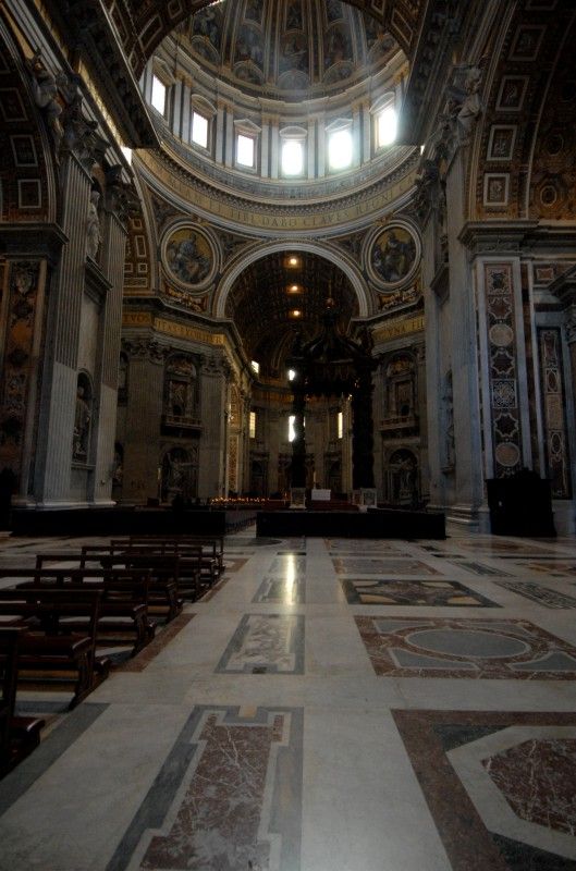Interiér baziliky sv. Petra