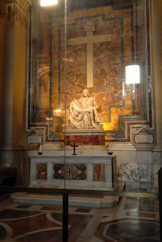 Michelangelova Pieta v bazilice sv. Petra