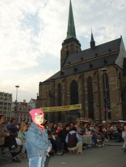 Open scéna na náměstí Republiky v Plzni