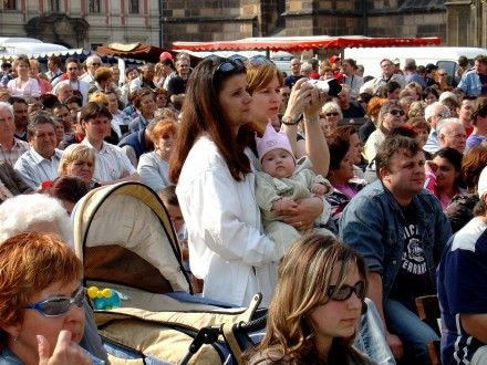 Open scéna na náměstí Republiky v Plzni