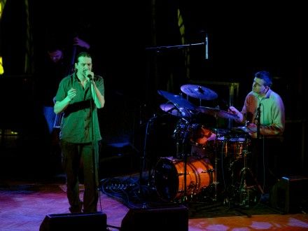 U příležitosti 27. ročníku Smetanovských dnů vystoupil v Pekle i D. Bárta v doprovodu skupiny R. Balzar Trio