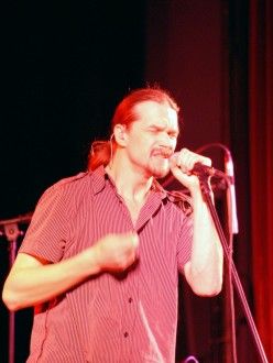 U příležitosti 27. ročníku Smetanovských dnů vystoupil v Pekle i D. Bárta v doprovodu skupiny R. Balzar Trio