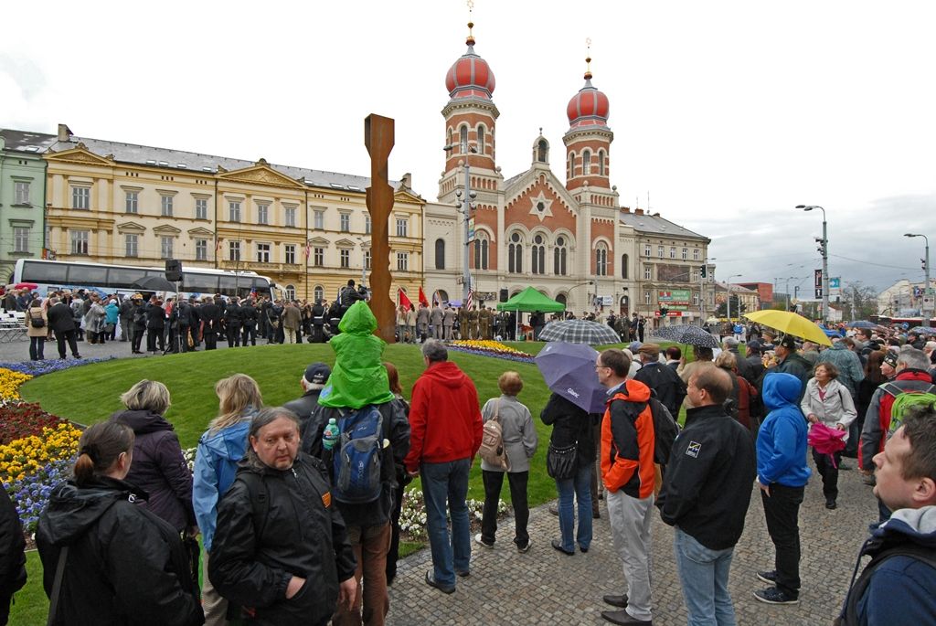 Slavnosti svobody 2015 - Americký gen. George Smith Patton má v Plzni svůj památník (1.5.)