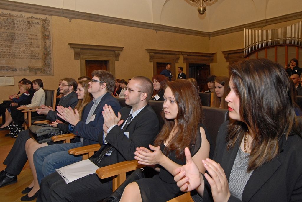 Na Olympiádě techniky prezentují studenti své projekty