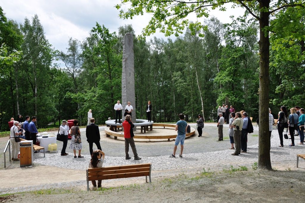 Lochotínský park získal novou podobu, týká se cest, mobiliáře i zeleně