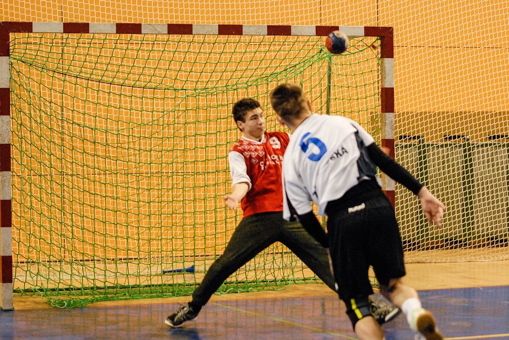 Nejlepší žákovské týmy v házené bojují o Pohár ministryně školství