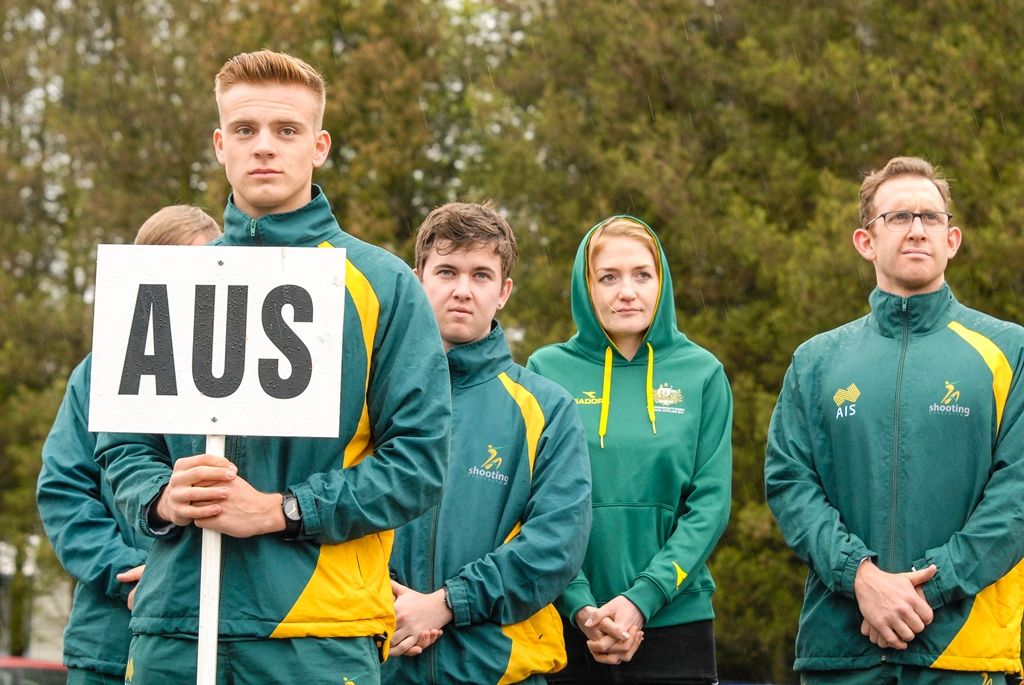 Armádní střelecký stadion Lobzy je od středy dějištěm Velké ceny osvobození ve sportovní střelbě. Slavnostního zahájení již tradiční největší střelecké mezinárodní soutěže na území České republiky, v níž o cenné kovy usilují sportovci z řady zemí světa, se zúčastnil také primátor města Plzně Martin Zrzavecký. Ten v krátkém proslovu zmínil nejen svůj vztah ke střeleckému areálu, blízko kterého vyrůstal a prožil dětství. Prestižnímu závodu také udělil záštitu. (foto: 4.5.2016)