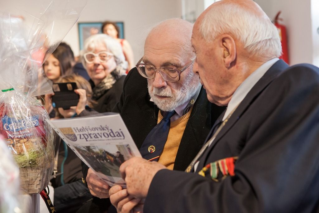 Belgičtí veteráni ve Staňkově (foto: V. Štaif, 5.5.2016)