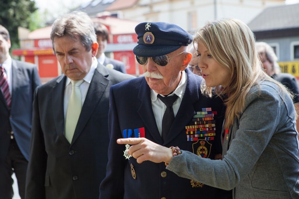 Belgičtí veteráni ve Staňkově (foto: V. Štaif, 5.5.2016)