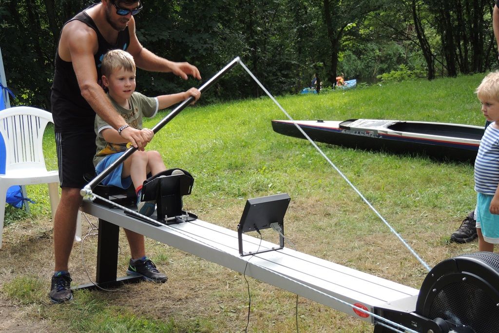 Olympijský park Plzeň má za sebou první týden provozu. Byl úspěšný i přes nestálé počasí. Velmi oblíbená jsou ranní cvičení i další sportovní a kulturní program parku. (foto: 8.-12.8.2016)