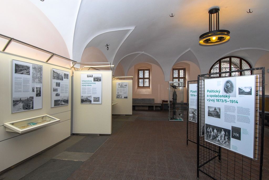 Archiv připravil výstavu, ta seznamuje s historií Plzně v letech 1788 až 1918