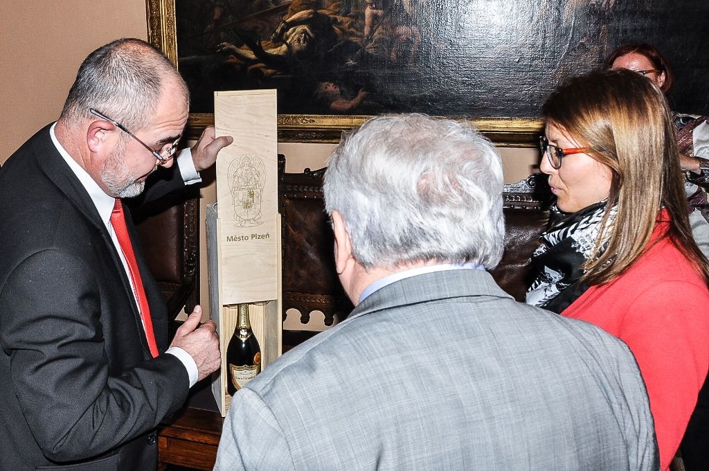 Primátor Zrzavecký přijal nového francouzského velvyslance (foto: E. Kriegerová, 20.10.2016)