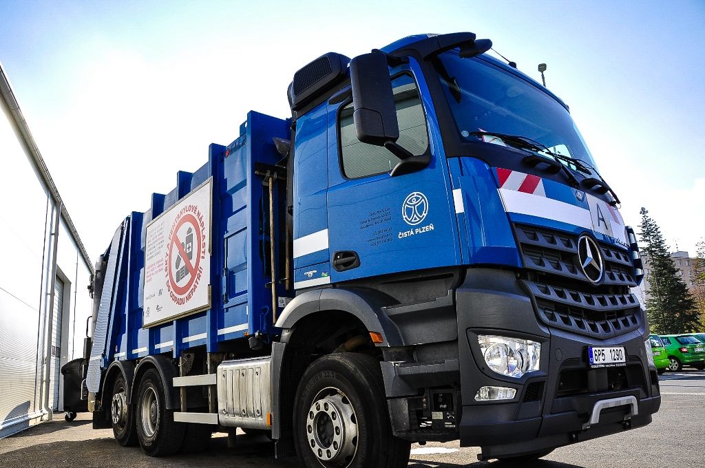 Léky a fentanylové náplasti do odpadu nepatří! (foto: M. Pecuch, 9.11.2016)