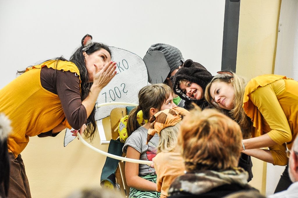 Muzikálové Kočky v podání žáků speciální školy zhlédl i primátor (foto: M. Pecuch, 5.12.2016)