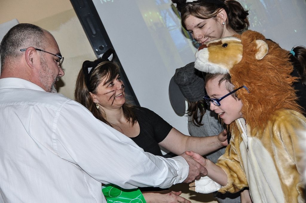 Muzikálové Kočky v podání žáků speciální školy zhlédl i primátor (foto: M. Pecuch, 5.12.2016)