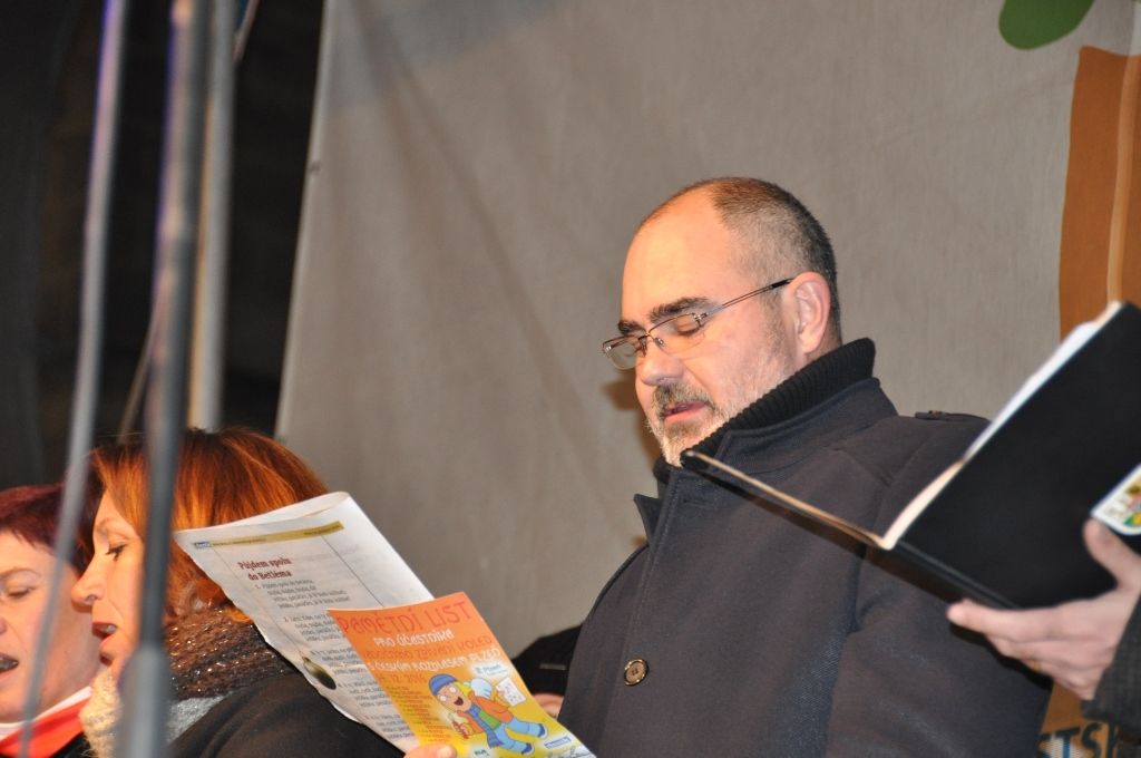 Plzeňané zpívali vánoční koledy (foto: E. Kriegerová, 14.12.2016)