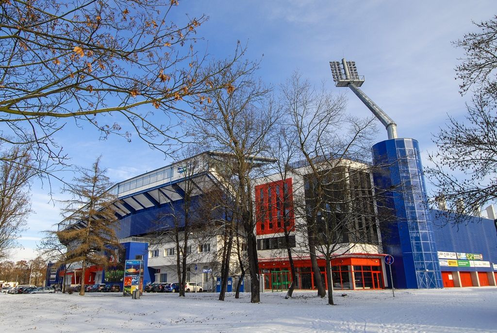 Plzeň zrekonstruovala hlavní tribunu svého stadionu, hotové jsou i dvě věže