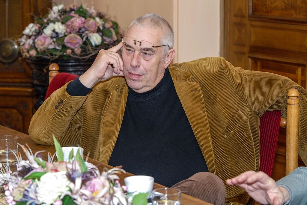 Na plzeňské radnici se setkali bývalí primátoři města Zdeněk Mraček, Zdeněk Prosek, Miroslav Kalous, Martin Baxa a současný primátor Martin Zrzavecký (foto: M. Pecuch, 7.2.2017)