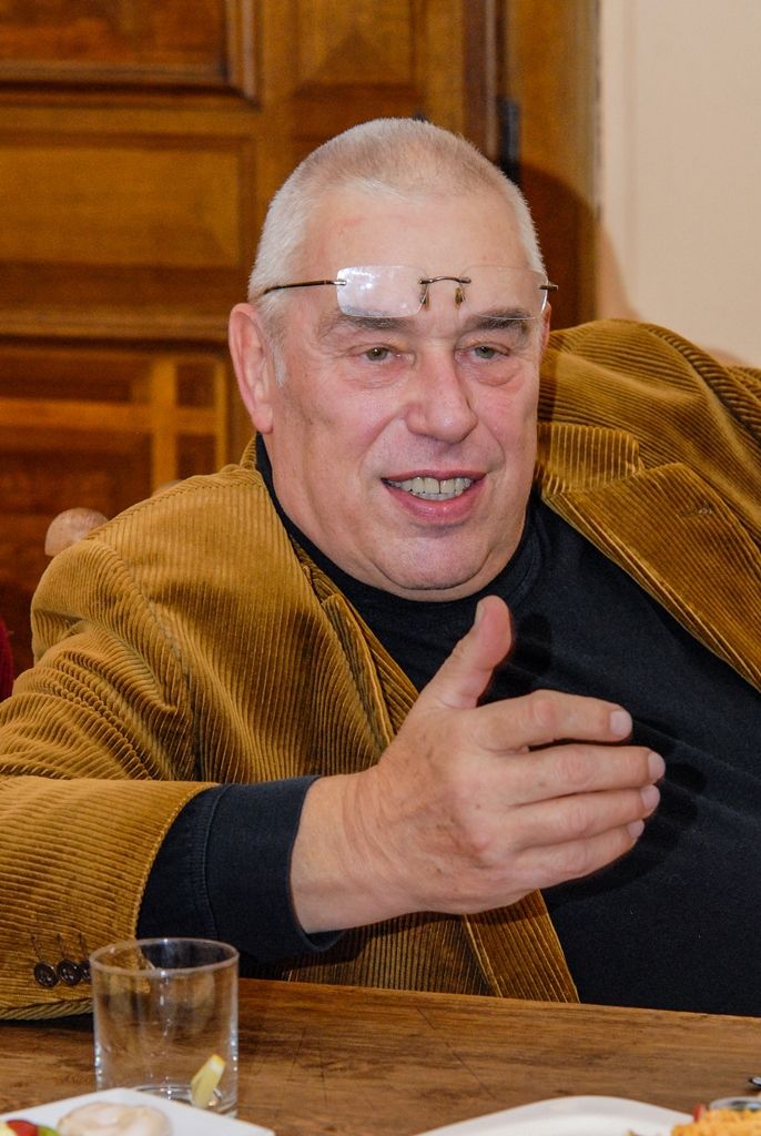 Na plzeňské radnici se setkali bývalí primátoři města Zdeněk Mraček, Zdeněk Prosek, Miroslav Kalous, Martin Baxa a současný primátor Martin Zrzavecký (foto: M. Pecuch, 7.2.2017)
