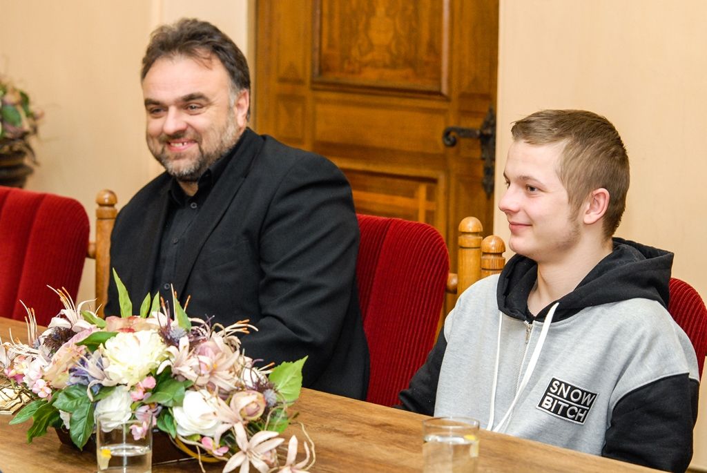 Primátor poděkoval mladému Plzeňanovi za záchranu topícího (foto: M. Pecuch, 10.2.2017)