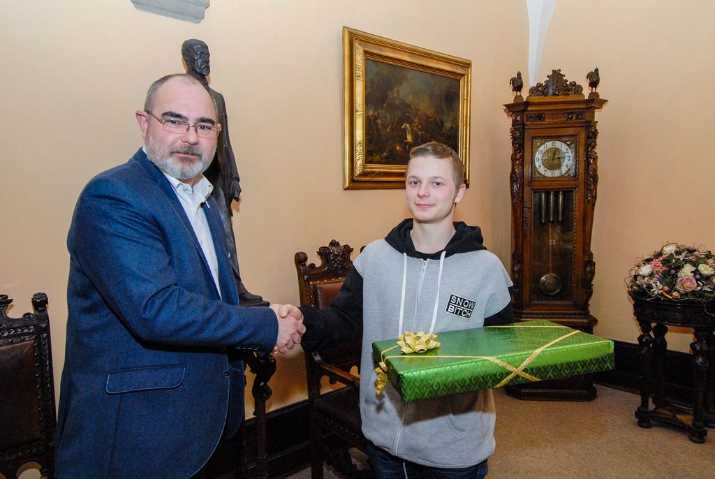 Primátor poděkoval mladému Plzeňanovi za záchranu topícího