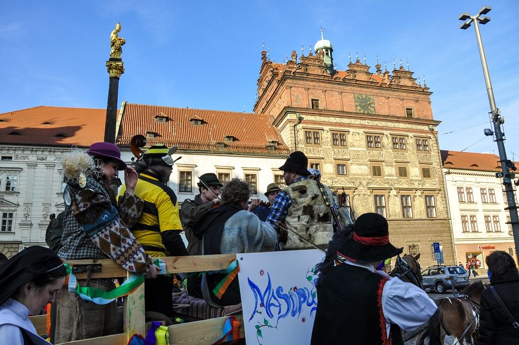 Masopustní masky prošly Plzní (foto: M. Pecuch, 25.2.2017)
