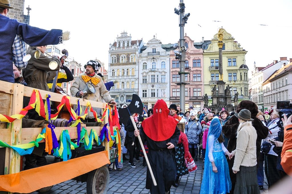 Masopustní masky prošly Plzní (foto: M. Pecuch, 25.2.2017)