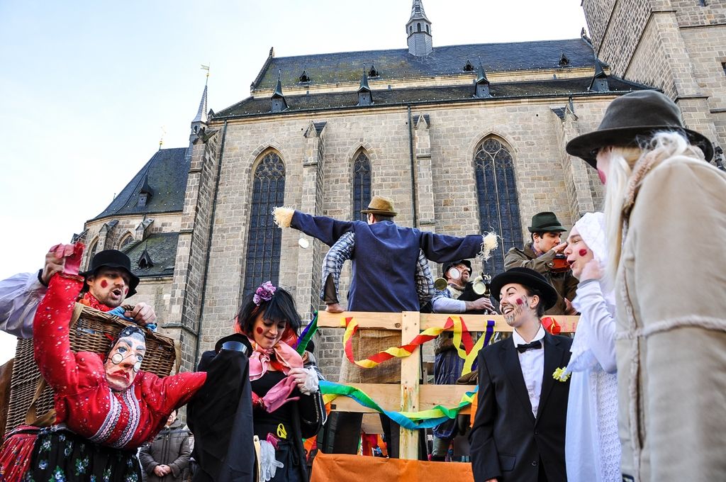 Masopustní masky prošly Plzní (foto: M. Pecuch, 25.2.2017)