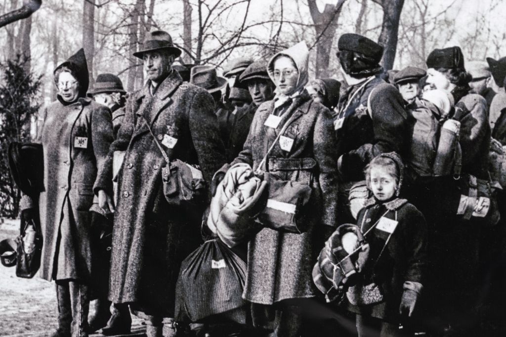 Plzeň se zapojila do veřejného čtení jmen obětí holocaustu (foto: M. Pecuch, 24.4.2017)