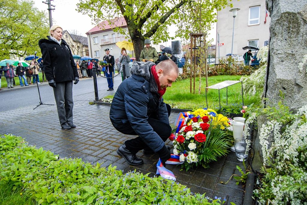 Slavnosti svobody 2017 - Pietní akt Litice (foto: M. Pecuch, 26.4.2017)