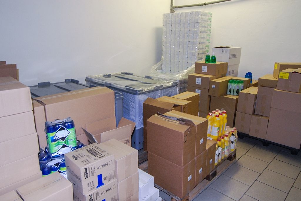 Primátor města předal auto pro Potravinovou banku Plzeň (foto: M. Pecuch, 4.5.2017)