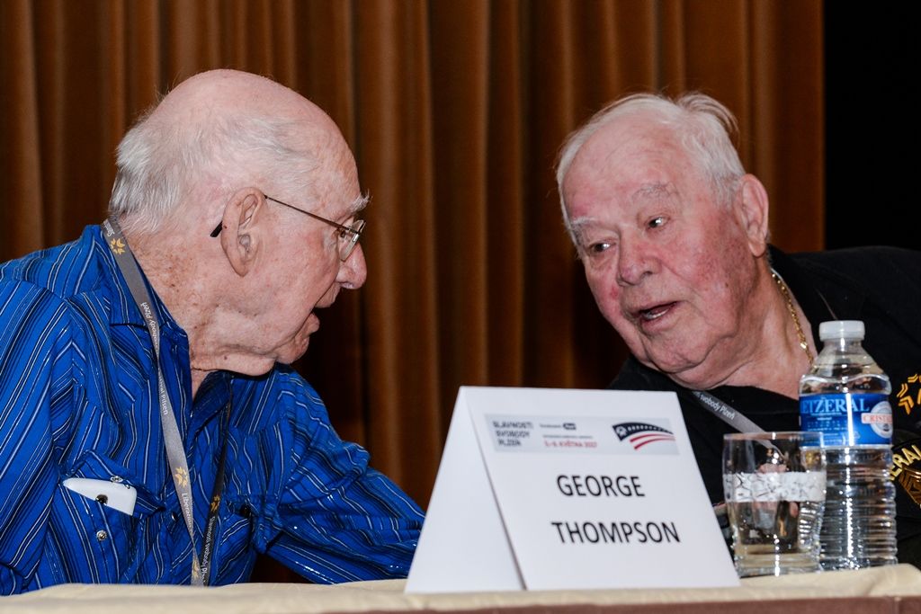 Slavnosti svobody 2017 - Beseda veteránů se studenty (foto: M. Pecuch, 5.5.2017)