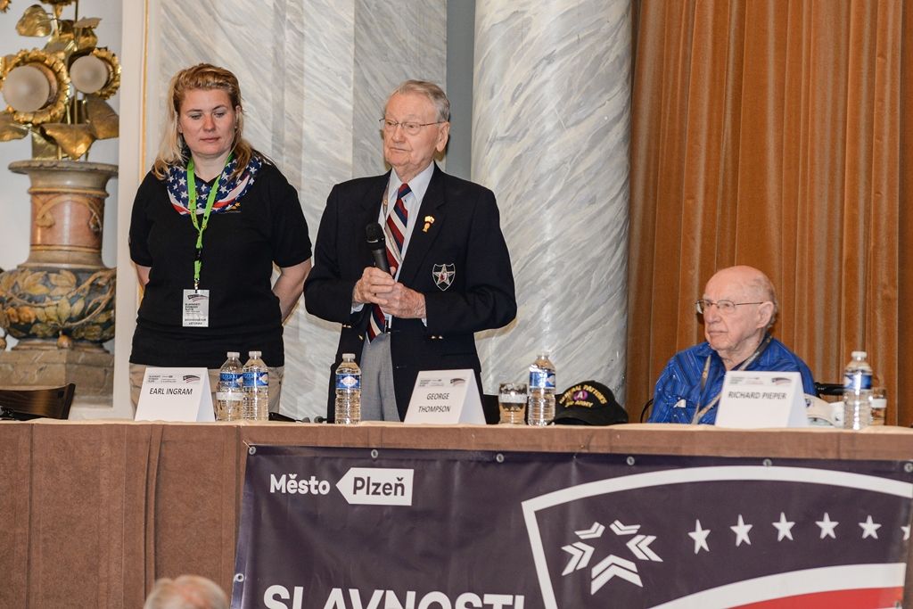 Slavnosti svobody 2017 - Beseda veteránů se studenty (foto: M. Pecuch, 5.5.2017)