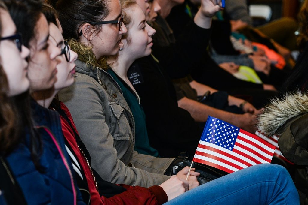 Slavnosti svobody 2017 - Beseda veteránů se studenty (foto: M. Pecuch, 5.5.2017)