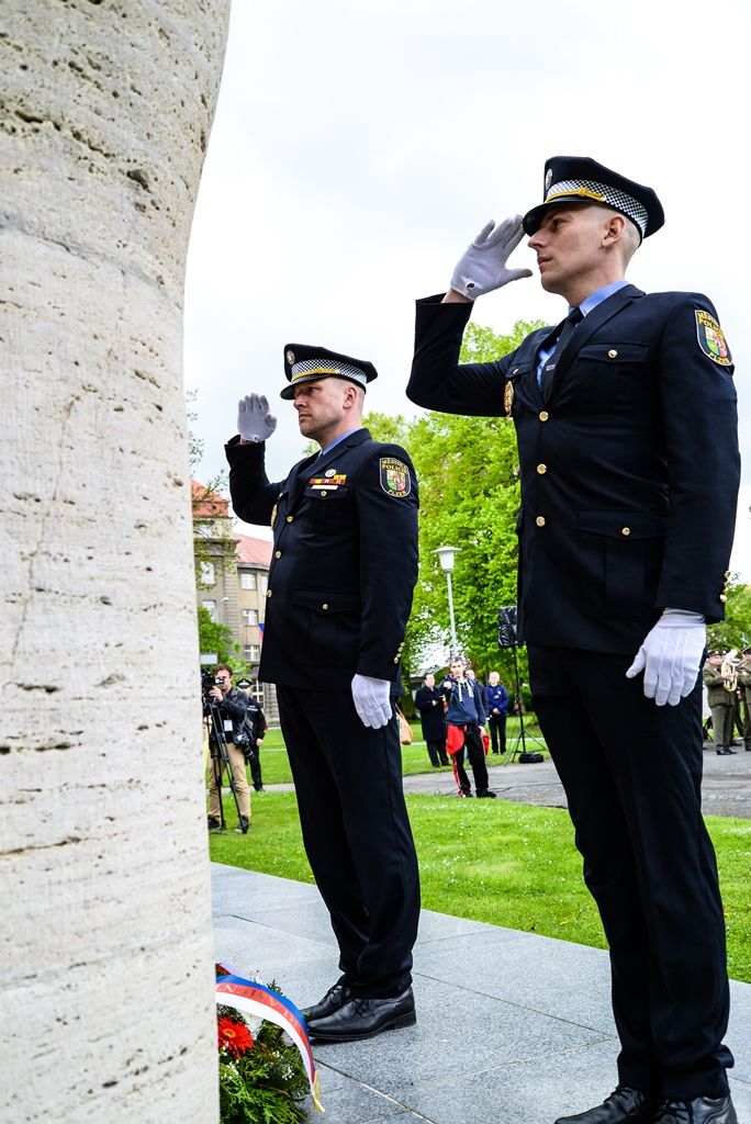 Slavnosti svobody 2017 - Pietní akt na nám. Míru (foto: M. Pecuch, 5.5.2017)