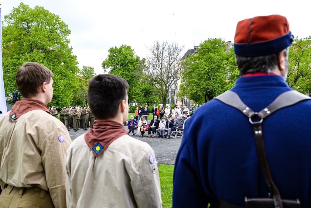 Slavnosti svobody 2017 - Pietní akt na nám. Míru (foto: M. Pecuch, 5.5.2017)