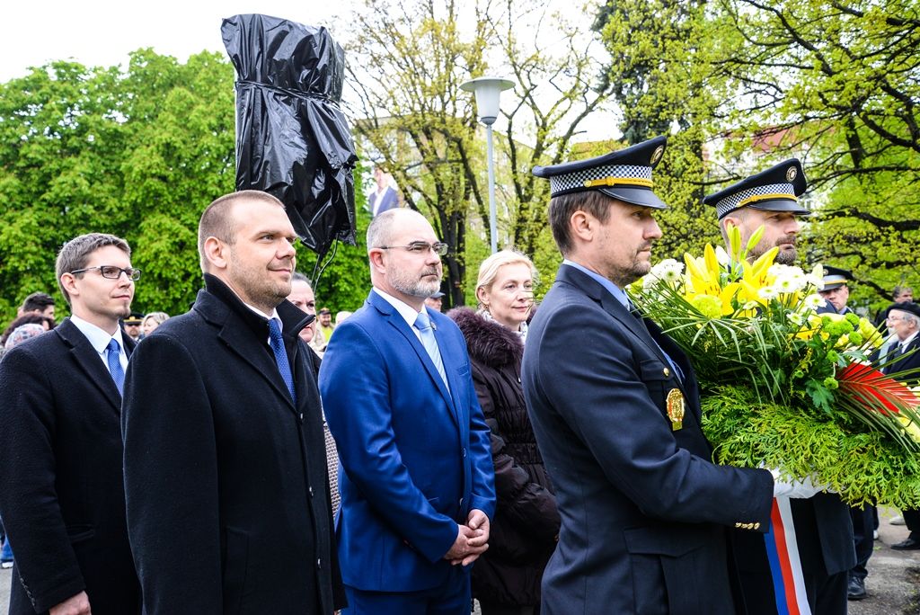 Slavnosti svobody 2017 - Pietní akt na nám. Míru (foto: M. Pecuch, 5.5.2017)