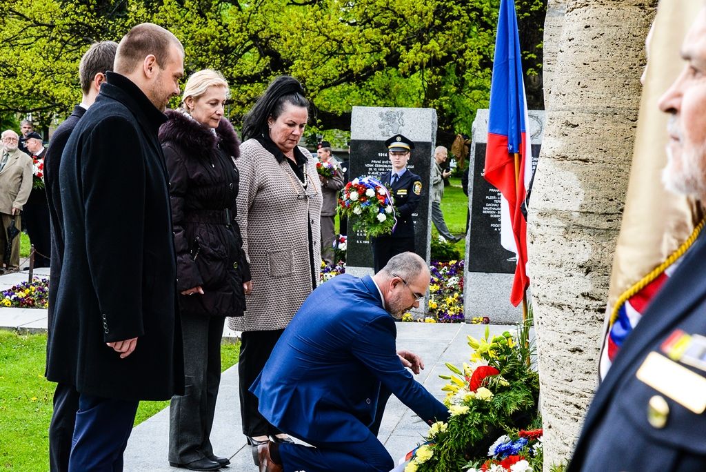 Slavnosti svobody 2017 - Pietní akt na nám. Míru (foto: M. Pecuch, 5.5.2017)