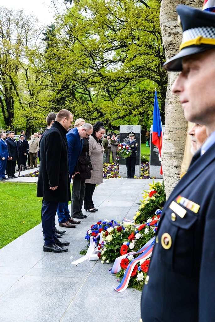 Slavnosti svobody 2017 - Pietní akt na nám. Míru (foto: M. Pecuch, 5.5.2017)