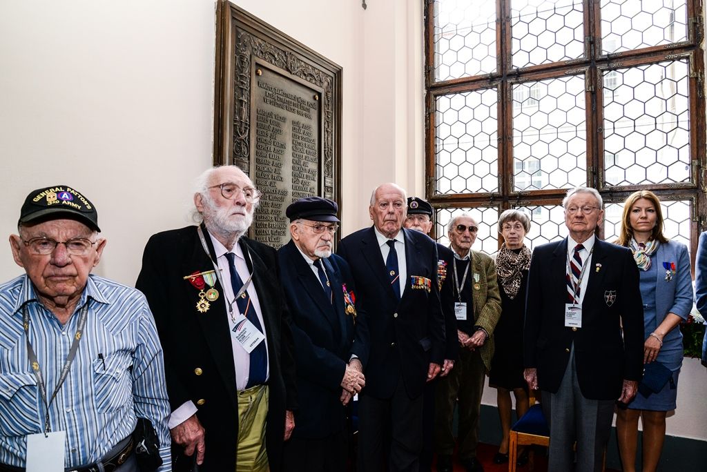 Slavnosti svobody 2017 - Přijetí velvyslanců USA a Belgie na plzeňské radnici a následný pietní akt (foto: M. Pecuch, 6.5.2017)