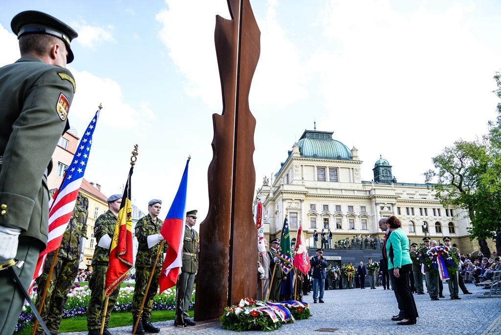 Slavnosti svobody 2017 - Vzpomínkový akt Díky, Ameriko! u Památníku gen. Pattona (foto: M. Pecuch, 6.5.2017)