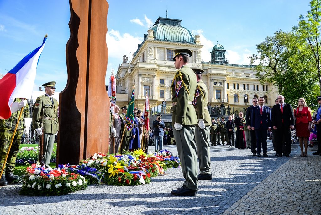 Slavnosti svobody 2017 - Vzpomínkový akt Díky, Ameriko! u Památníku gen. Pattona (foto: M. Pecuch, 6.5.2017)