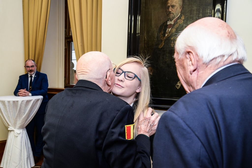 Cenu Jana Palacha získala studentka Silvie Kůželová (foto: M. Pecuch, 8.5.2017)