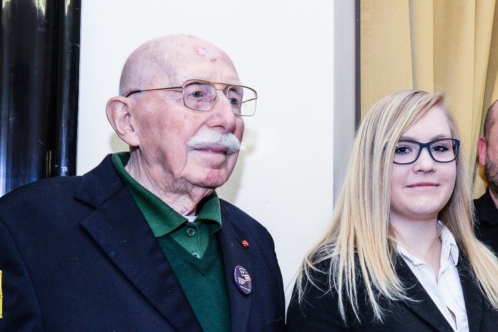 Cenu Jana Palacha získala studentka Silvie Kůželová (foto: M. Pecuch, 8.5.2017)